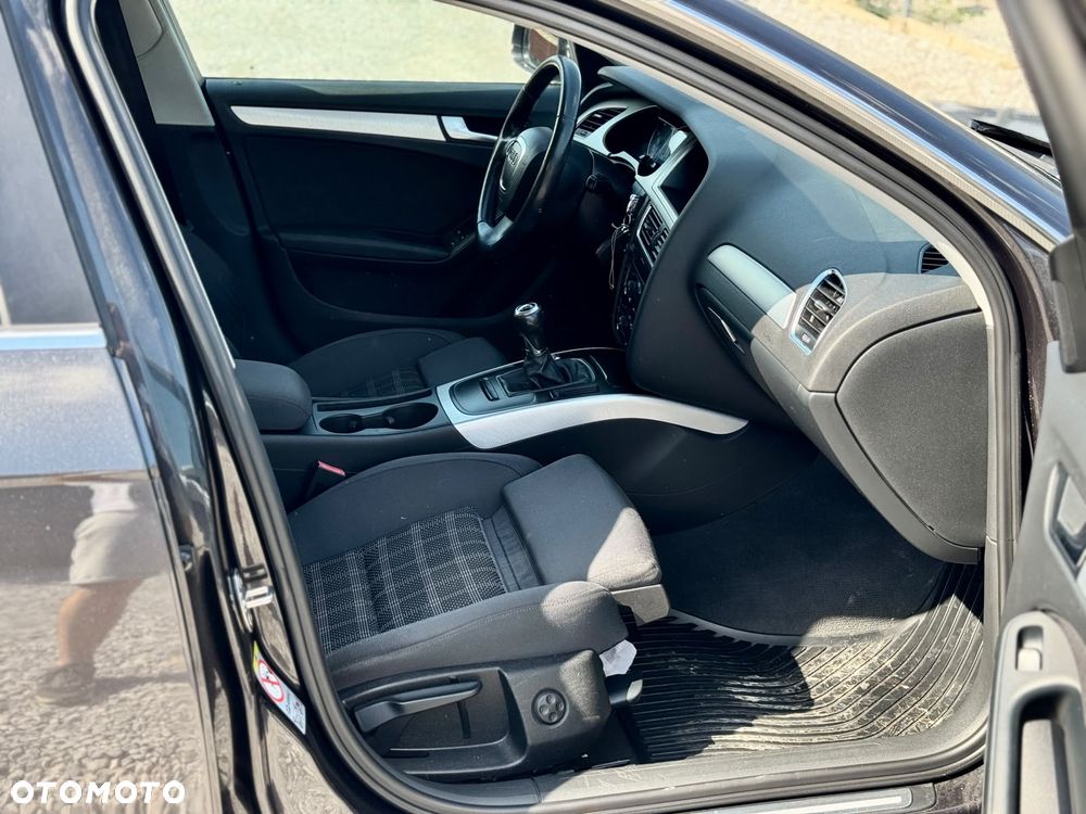 Audi A4 Limousine 2.0 TFSI Ambition - 35