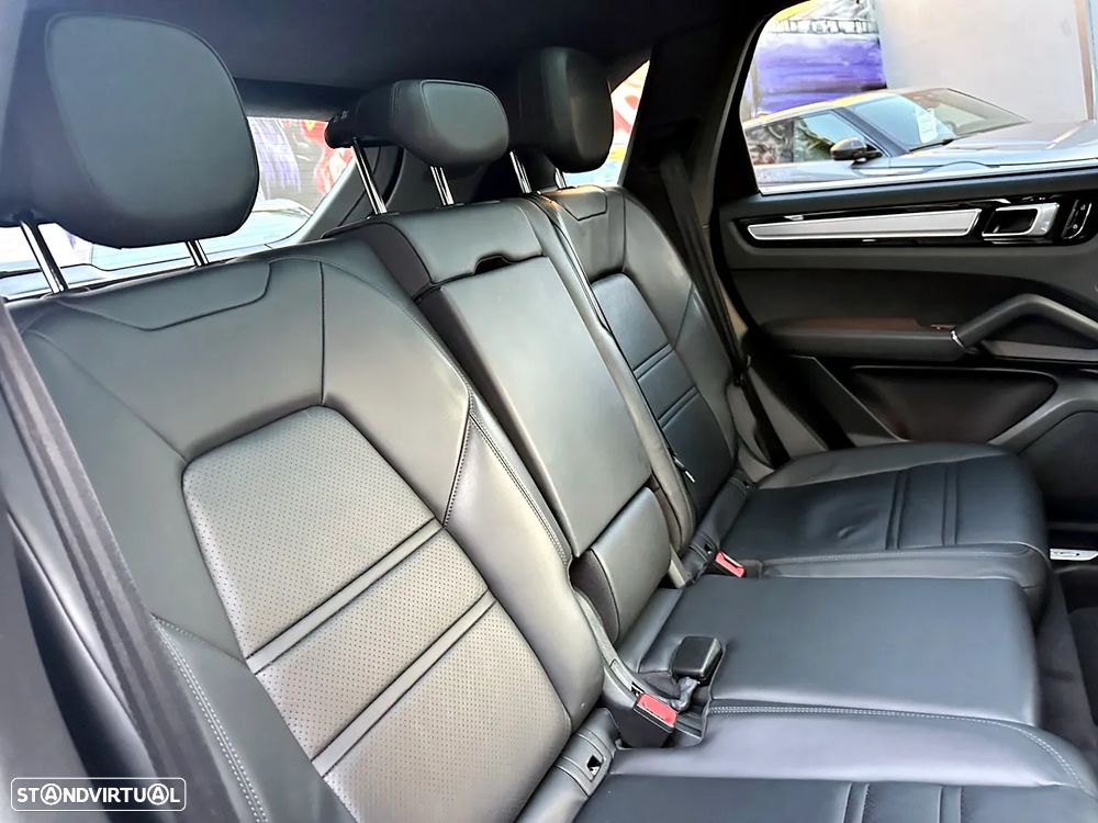 Porsche Cayenne E-Hybrid - 31