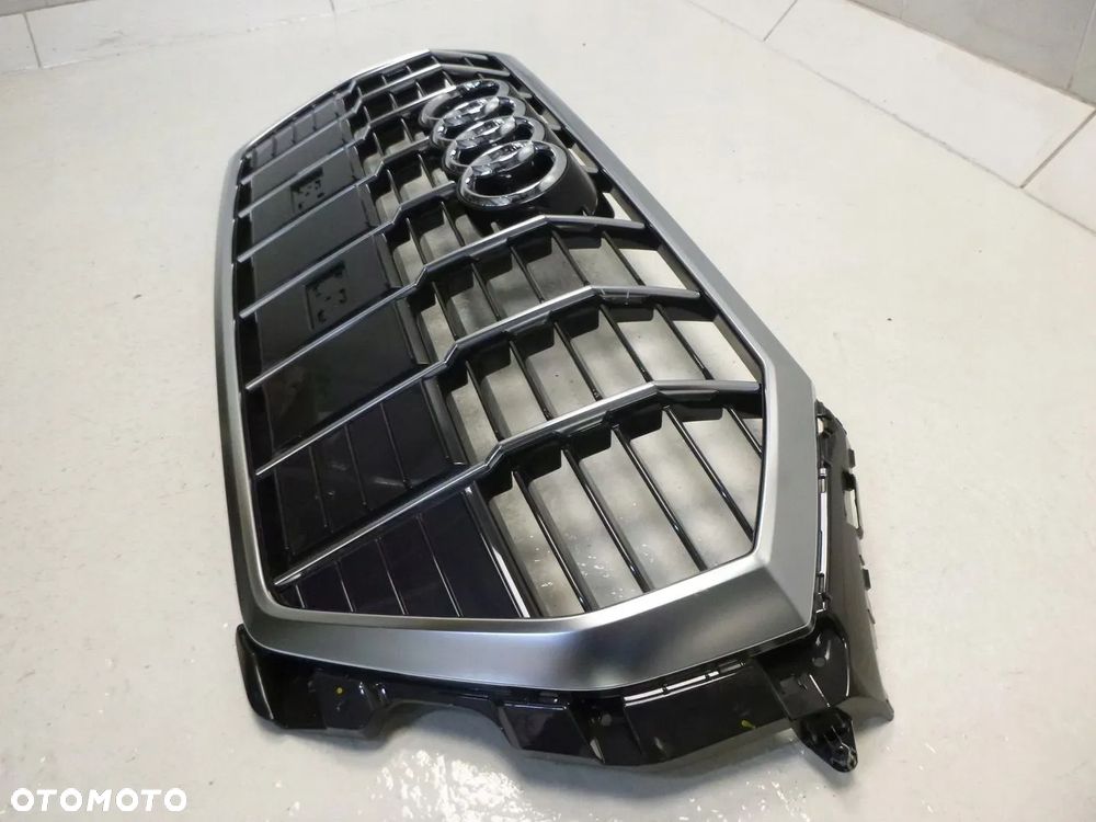 AUDI Q3 83A GRILL ATRAPA CHŁODNICY ZNACZEK NOWY ORYGINAŁ - 20