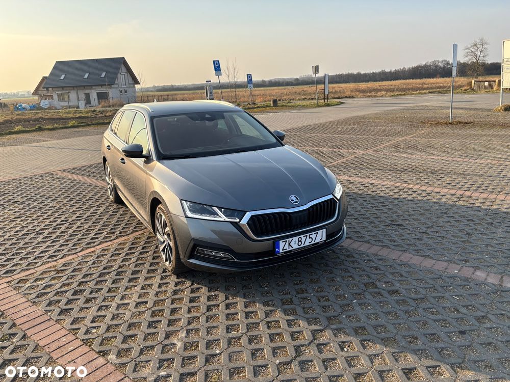 Skoda Octavia 2.0 TDI Style DSG - 4