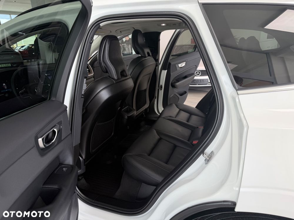 Volvo XC 60 - 20