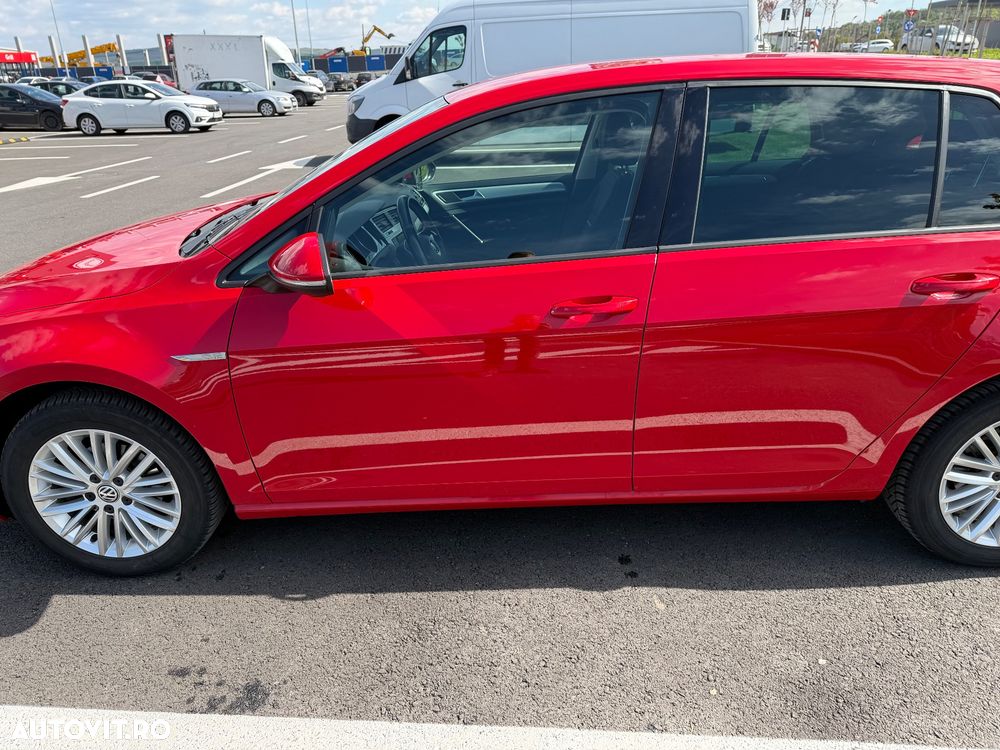 Volkswagen Golf - 3