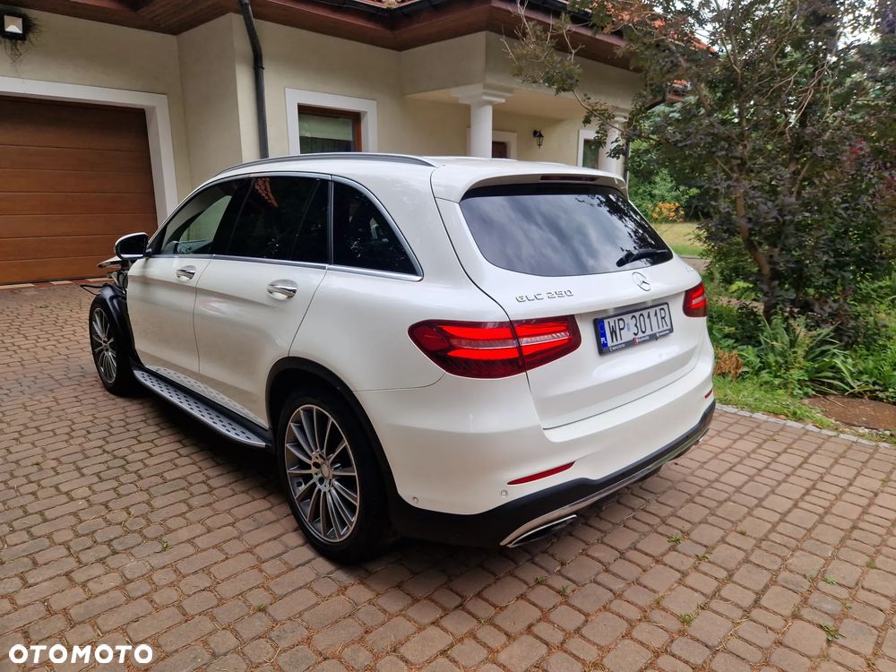 Mercedes-Benz GLC - 3