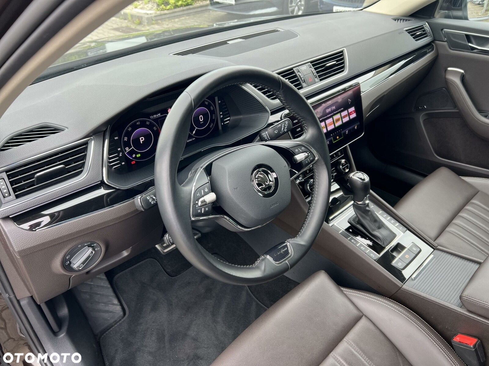 Skoda Superb 2.0 TSI 4x4 L&K DSG - 21
