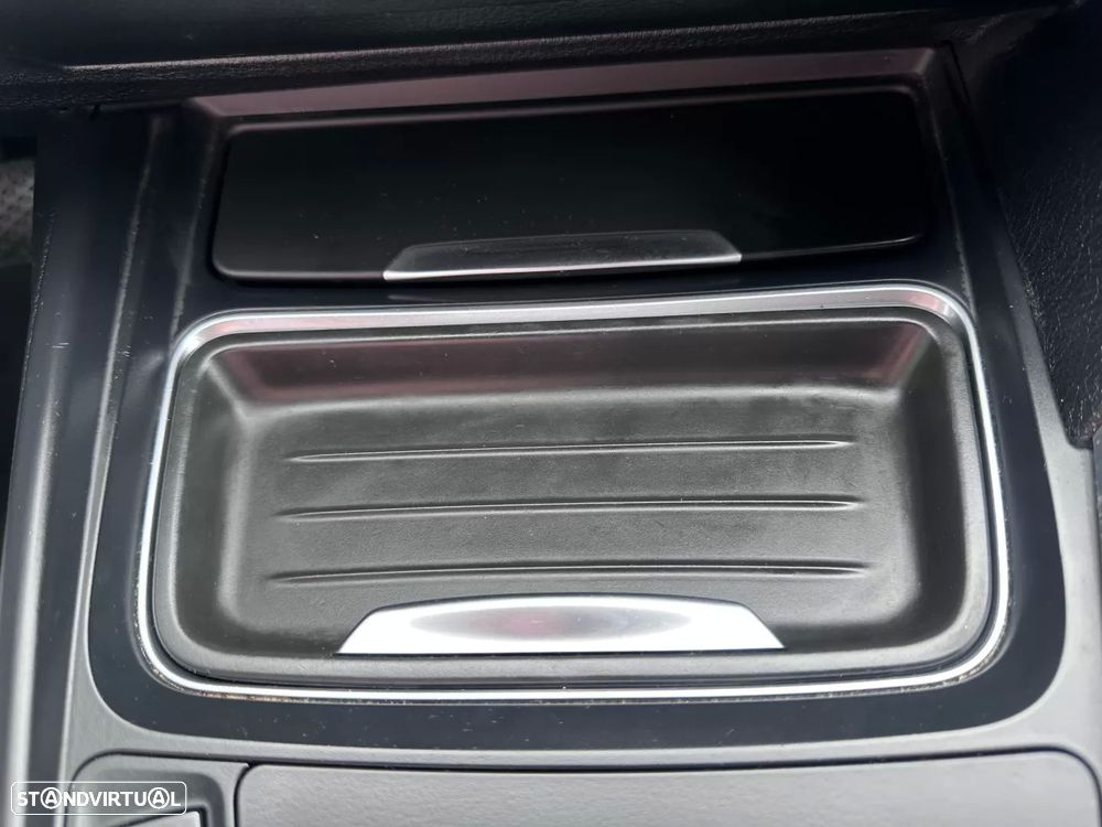 BMW 320 d Auto Line Sport - 39