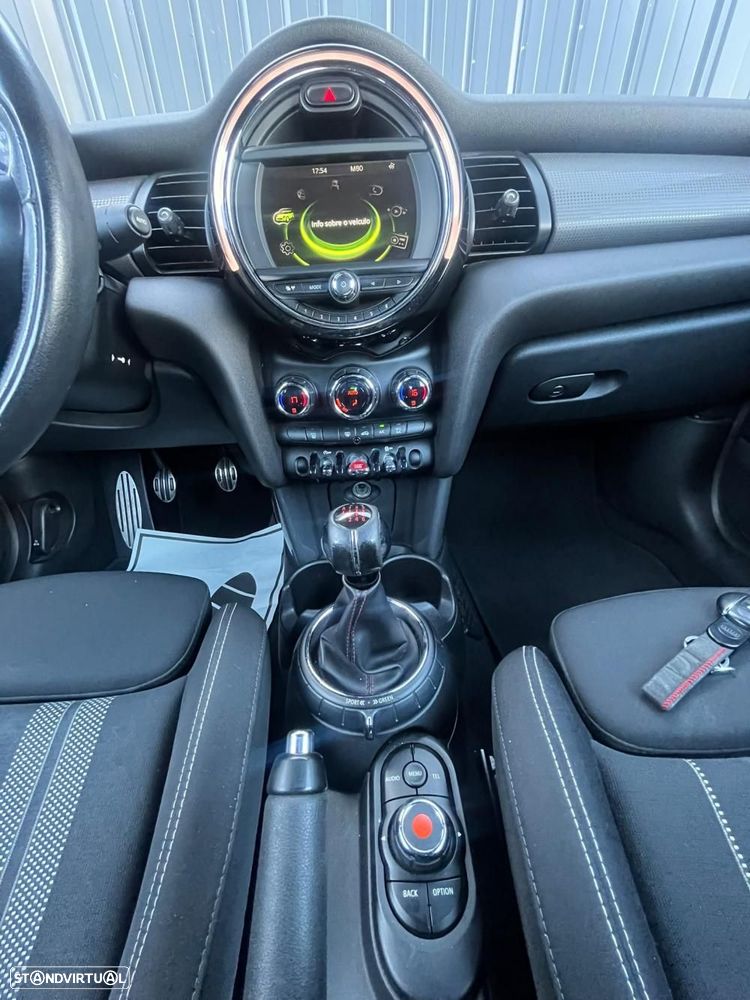 MINI Cabrio - 8