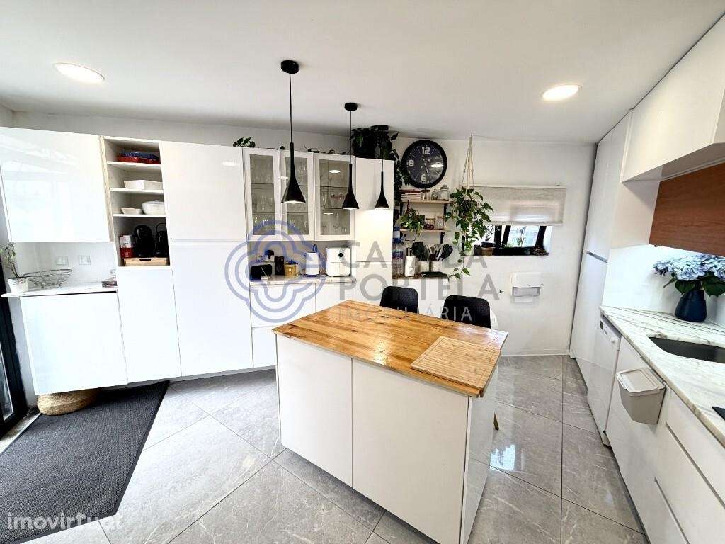 Venda Moradia - Grande imagem: 4/19