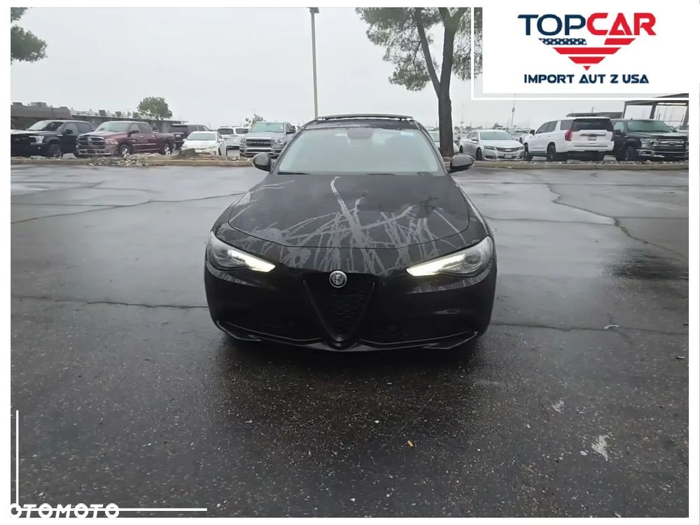 Alfa Romeo Giulia - 1