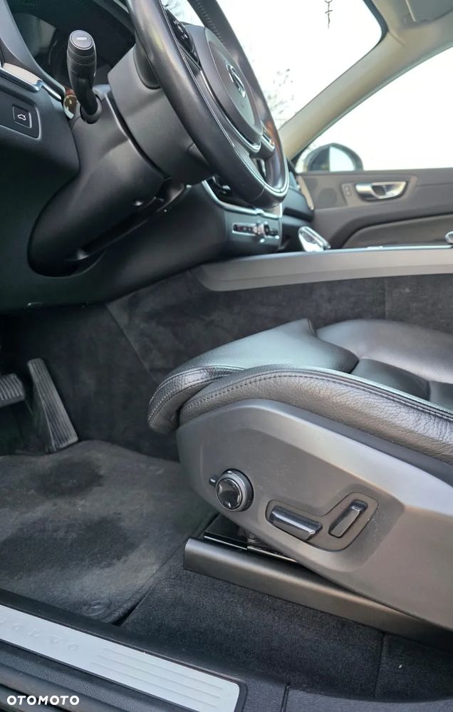 Volvo XC 60 T4 Inscription - 31