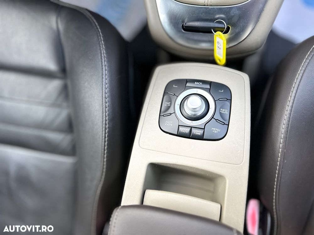 Renault Scenic ENERGY dCi 110 EXPERIENCE - 8