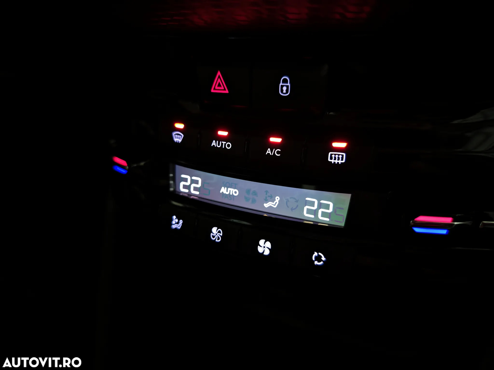 Peugeot 2008 1.2 PureTech Turbo EAT6 S&S Allure - 18