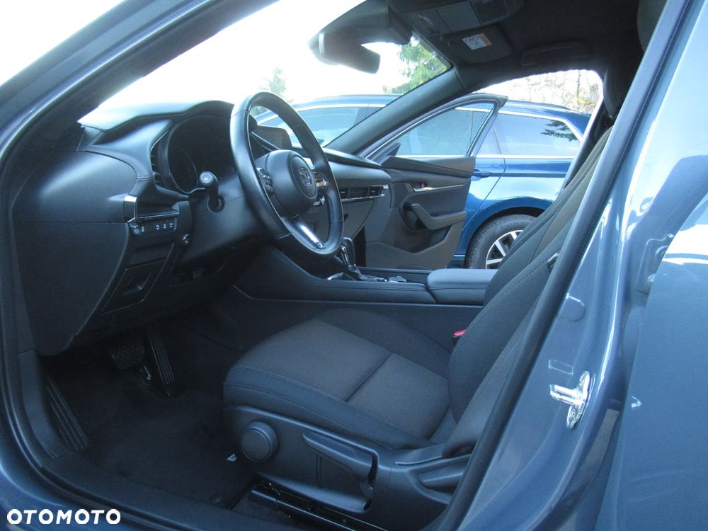 Mazda 3 - 5