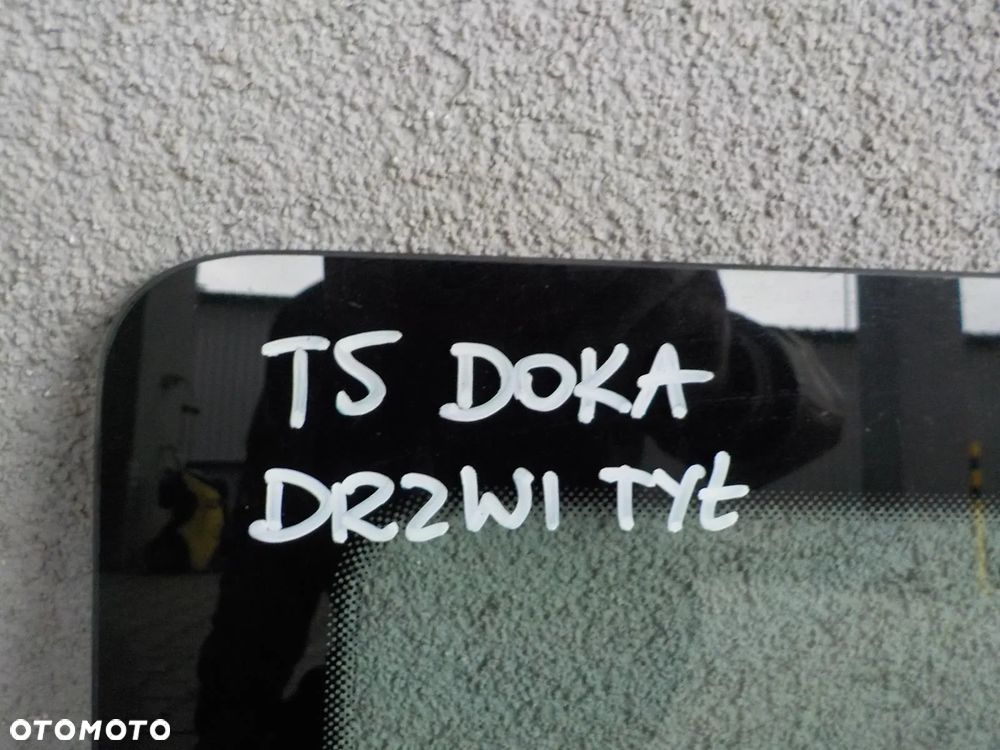 VW T5 T6 DOKA SZYBA DRZWI TYŁ TYLNA - 2