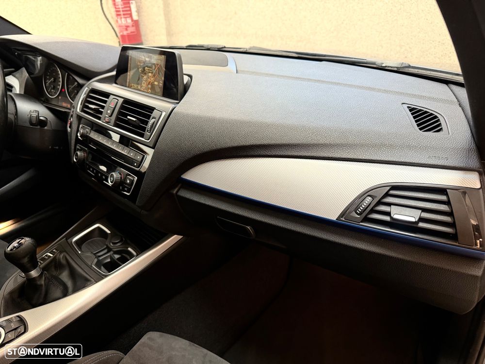 BMW 116 d Pack M - 26