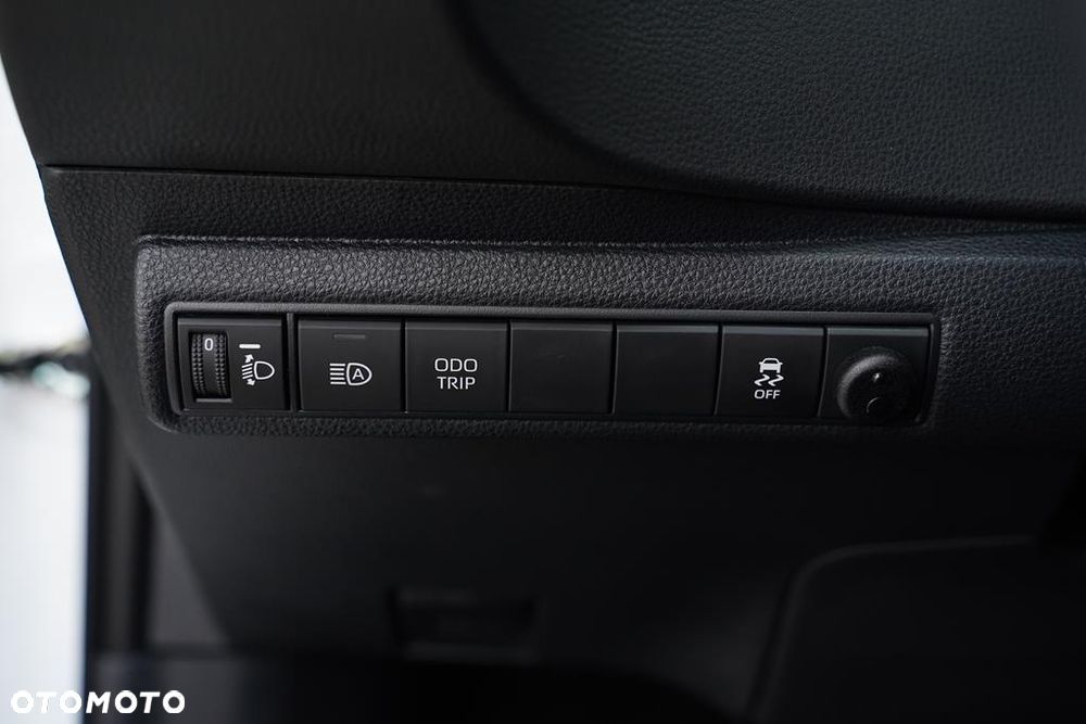 Toyota Corolla 1.8 Hybrid Comfort - 12