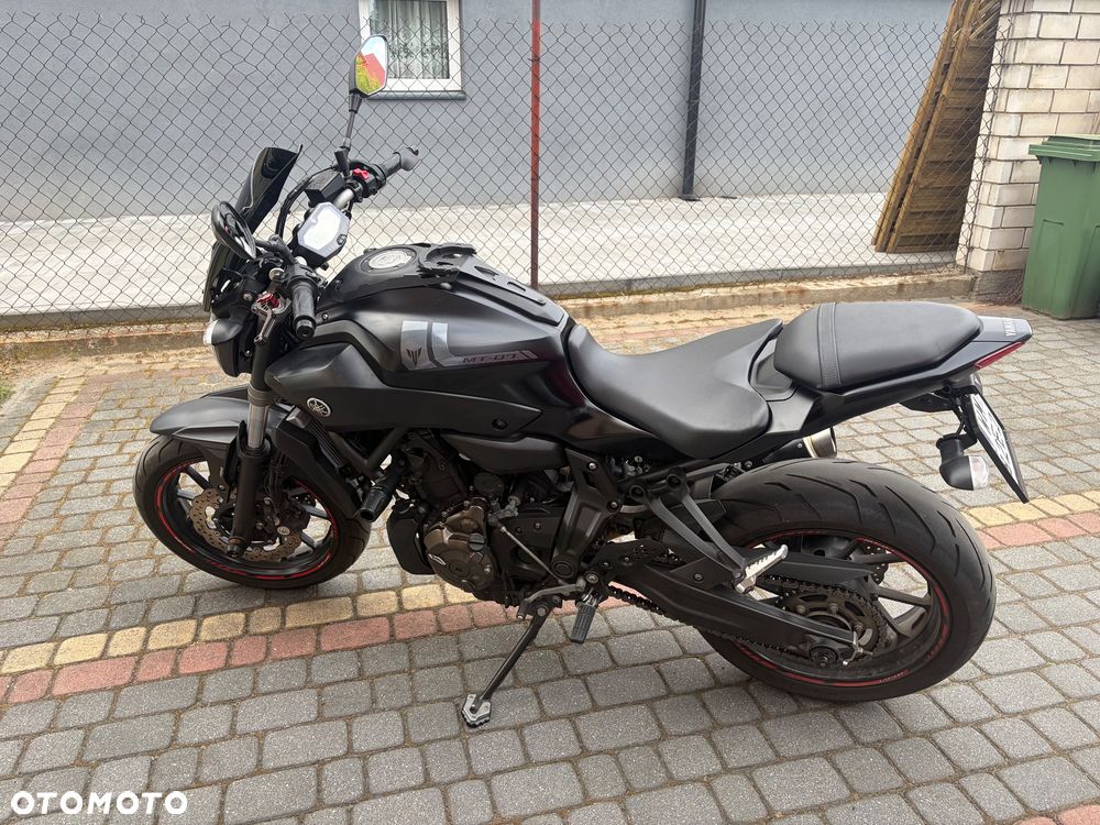 Yamaha MT - 5