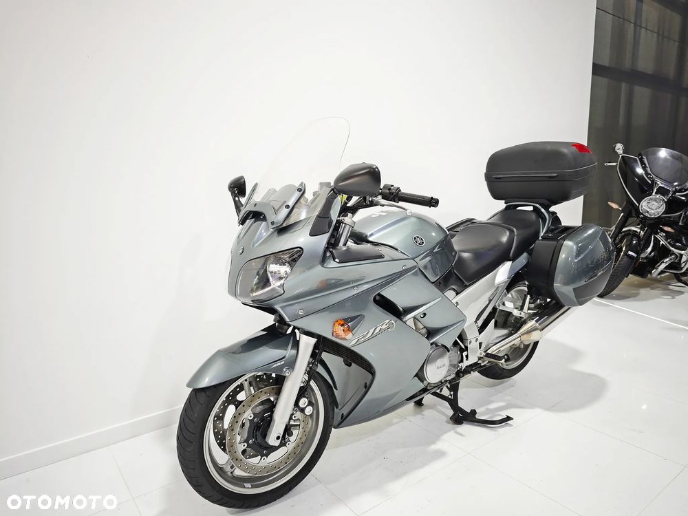 Yamaha FJR - 14