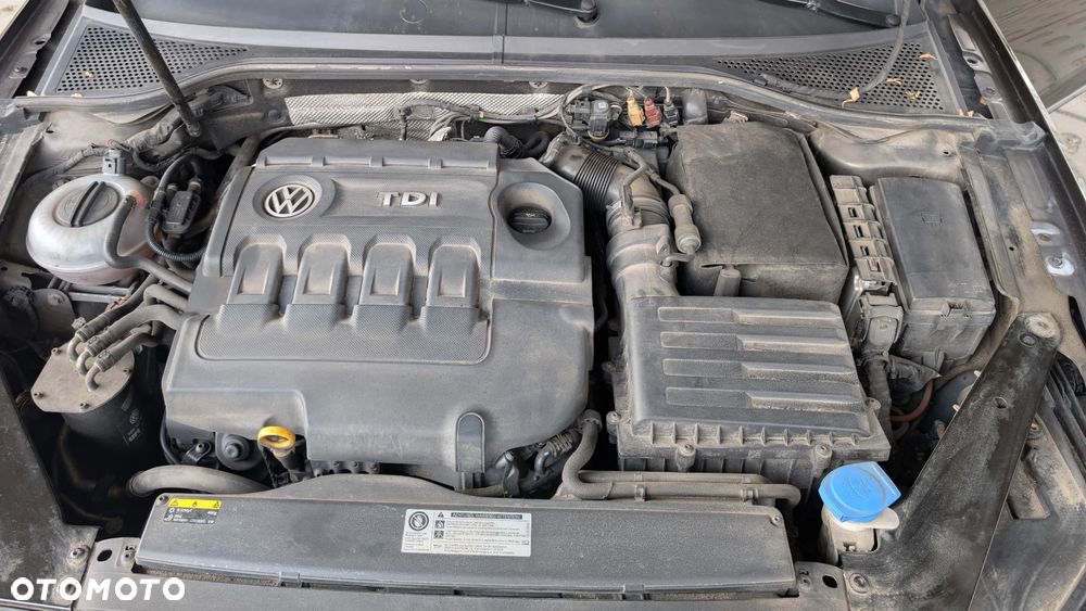 Volkswagen Passat 2.0 TDI BMT Highline DSG - 10