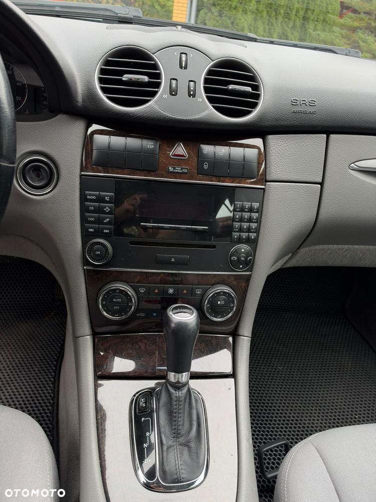 Mercedes-Benz CLK - 17