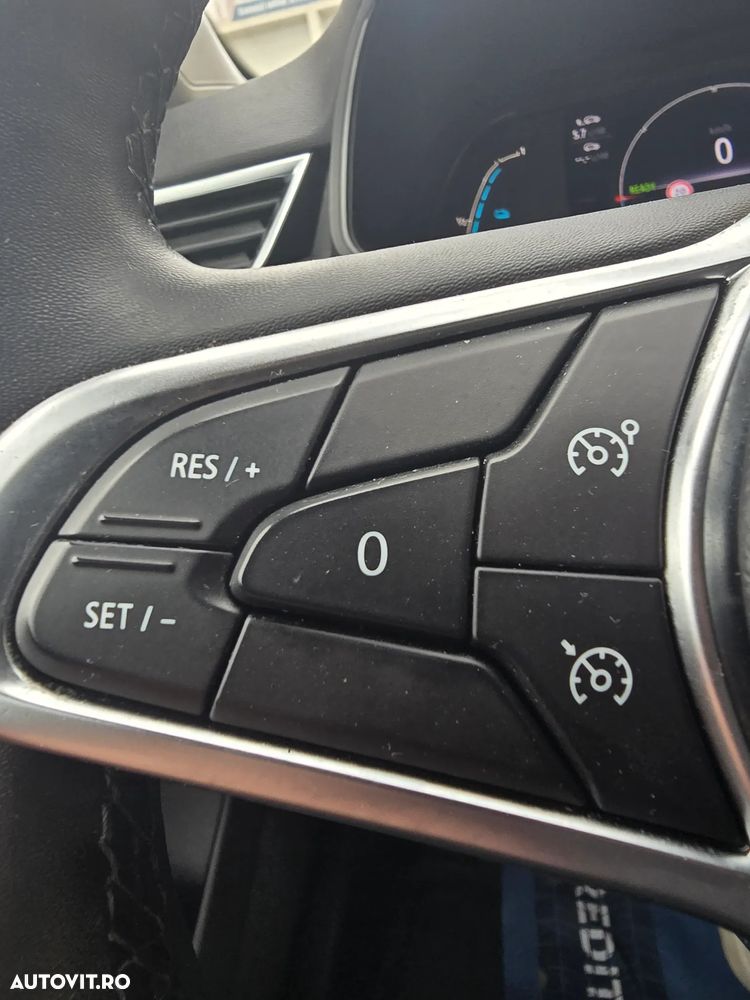 Renault Clio V E-Tech 145 Techno - 15