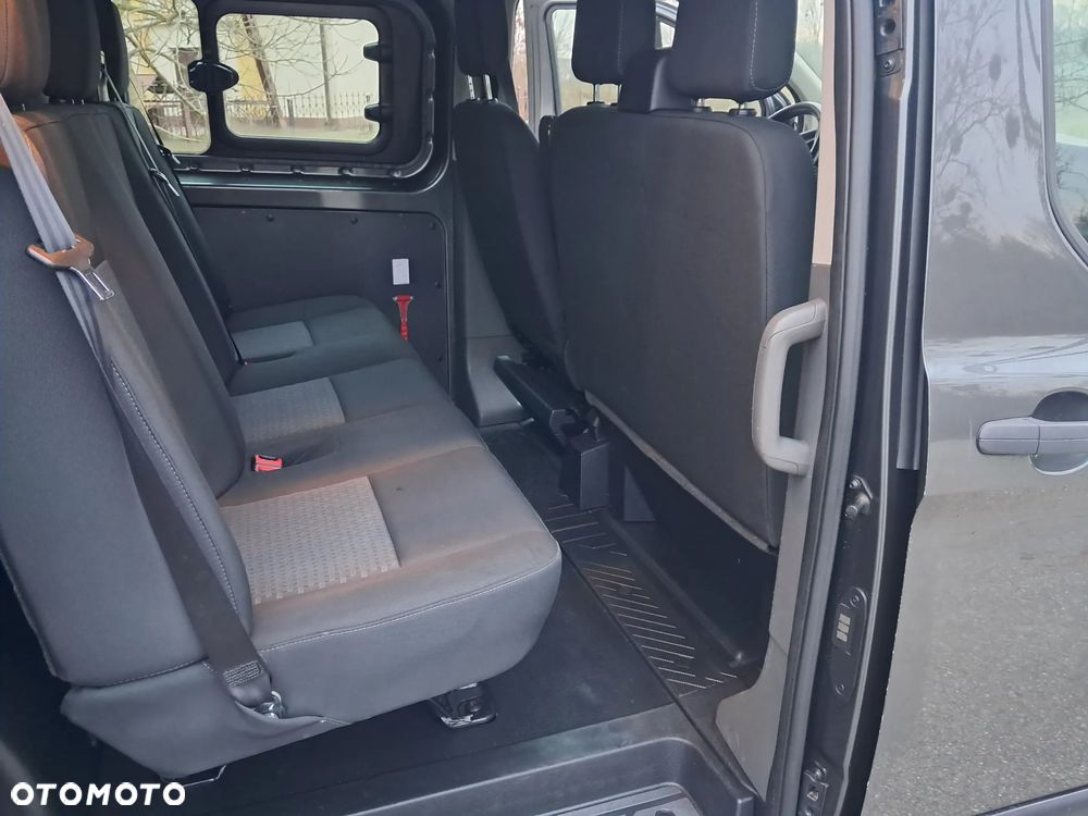 Ford Transit Custom - 10