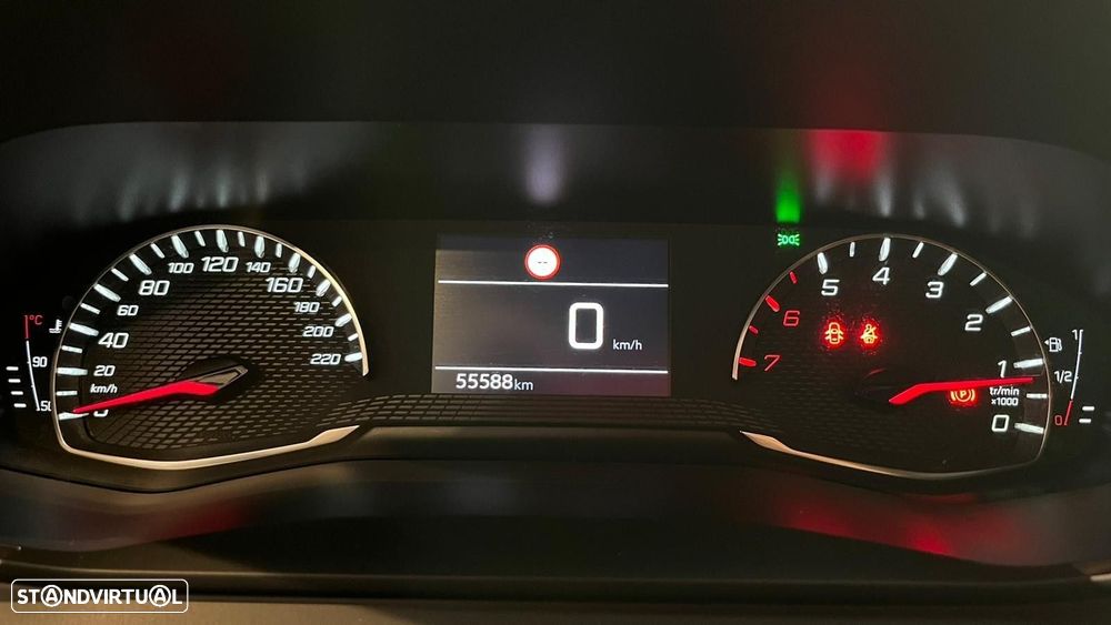 Peugeot 2008 1.2 PureTech Active Pack - 8