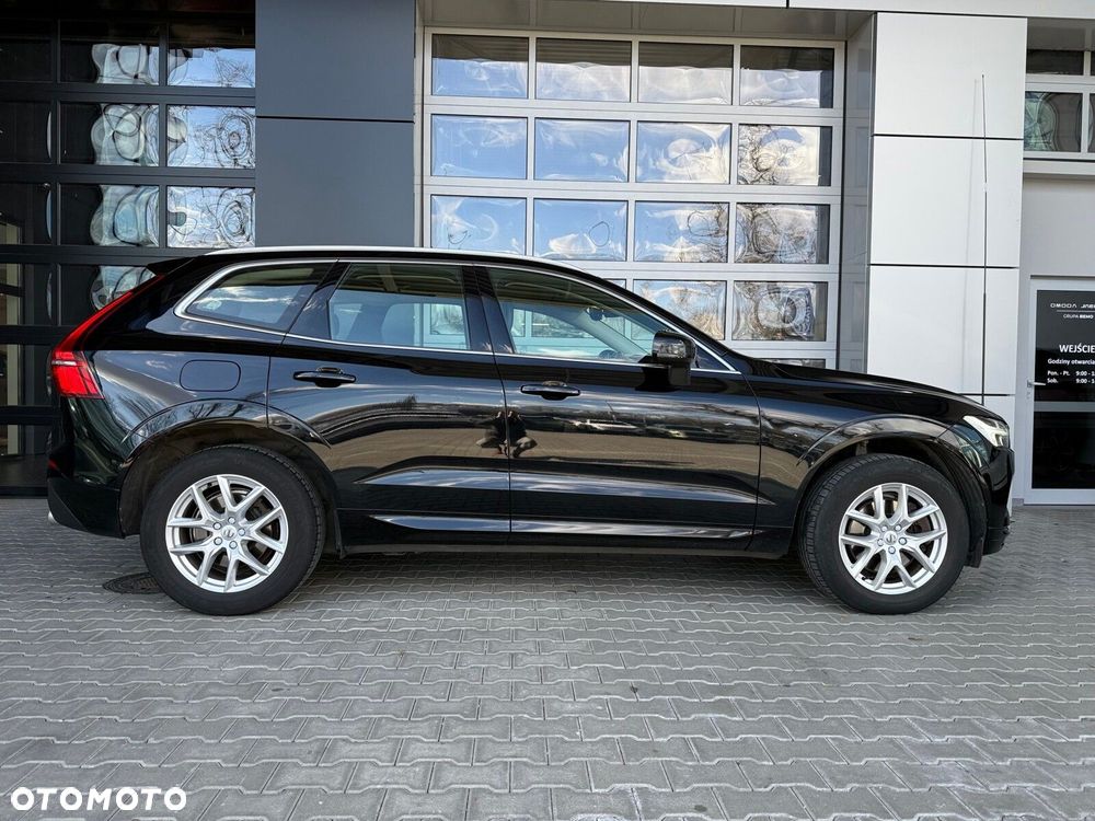 Volvo XC 60 T4 Momentum Pro - 6