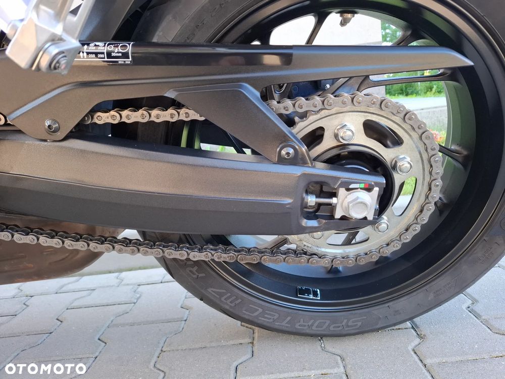 Honda CBR - 11