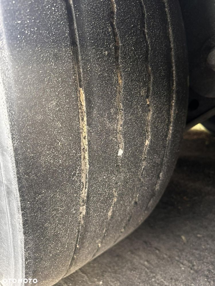 Schwarzmuller J-SERIE - 11