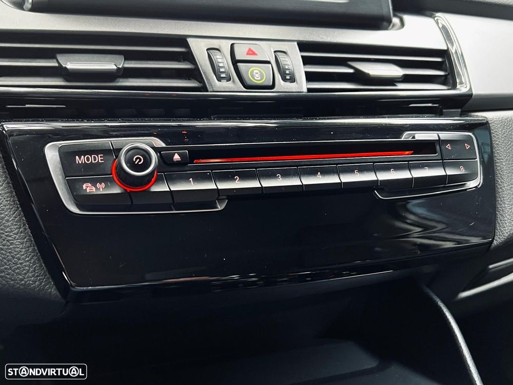 BMW 216 Active Tourer d Advantage - 24