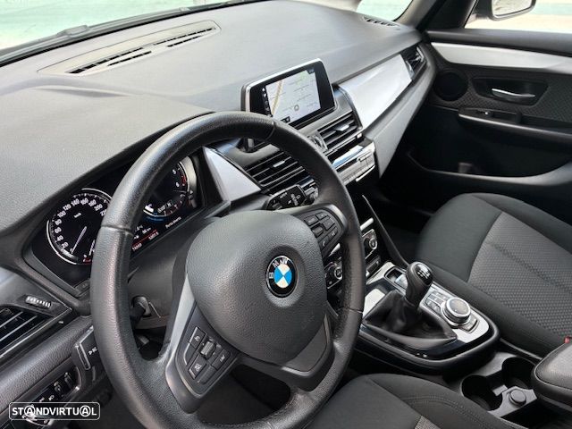 BMW 216 Active Tourer d Advantage - 25