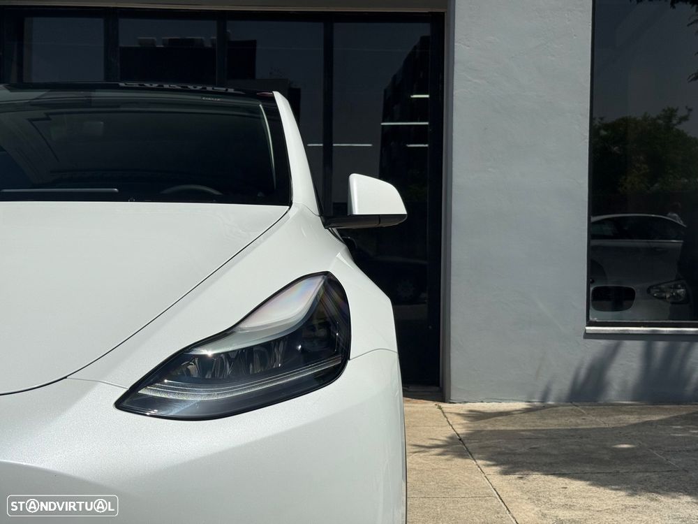 Tesla Model Y RWD - 12