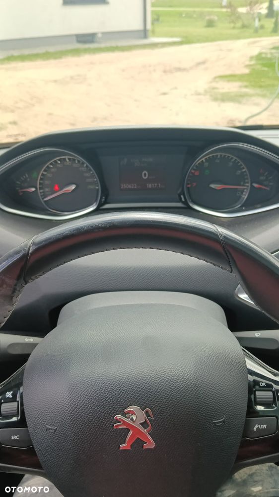 Peugeot 308 PureTech 130 GPF Stop & Start Tech Edition - 8