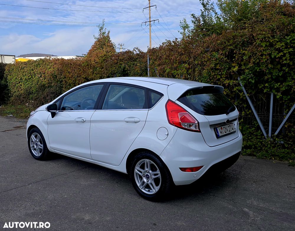Ford Fiesta 1.6 TDCI Champions Edition - 11