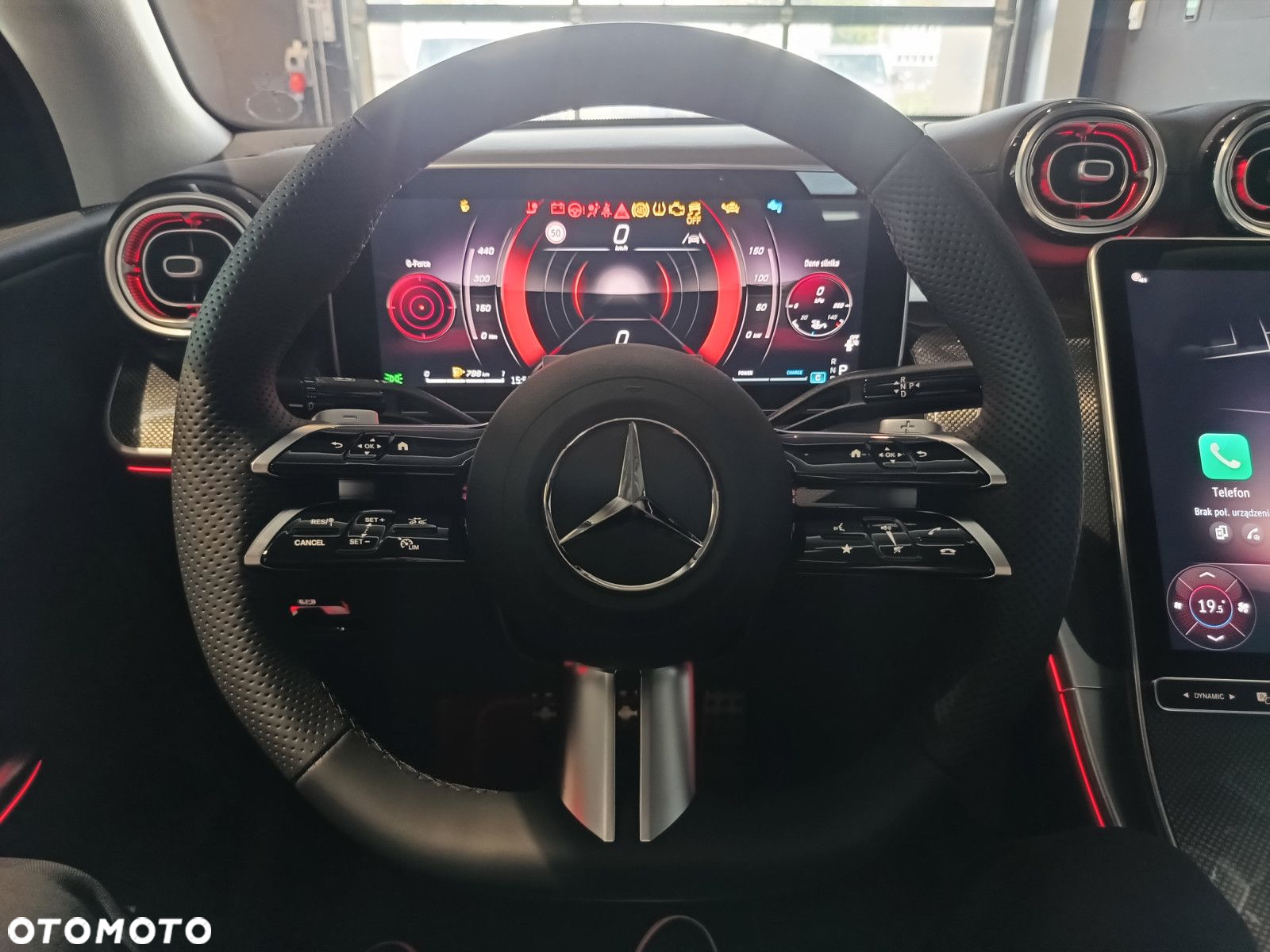 Mercedes-Benz GLC - 16