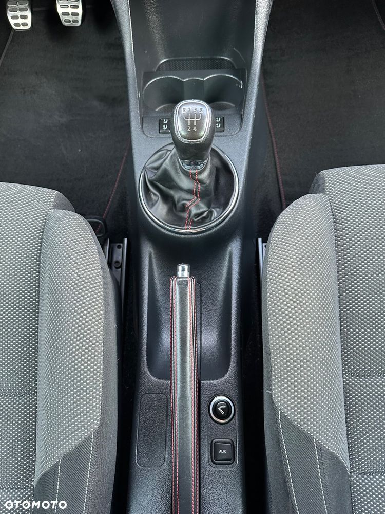 Skoda Fabia 1.2 TSI MONTE CARLO - 15