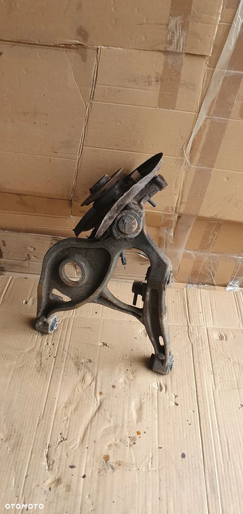 Zwrotnica lewy tył tylna lewa wahacz Mercedes ML W164 3.5 V6 - 6