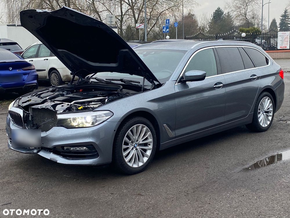 BMW Seria 5 520d xDrive Luxury Line sport - 10