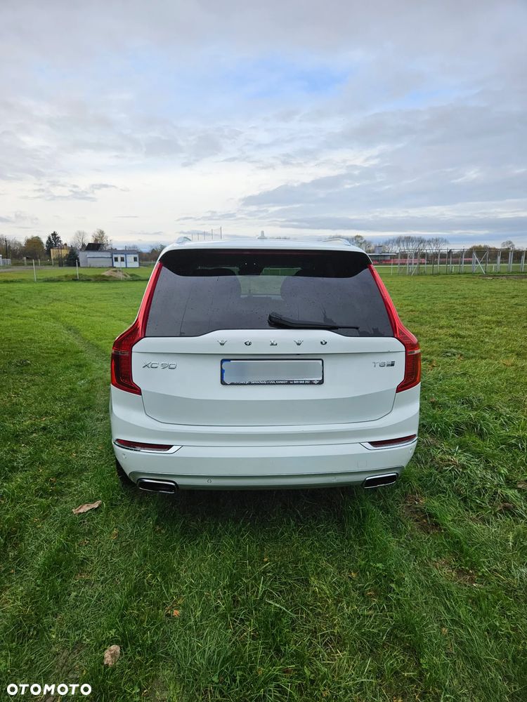 Volvo XC 90 - 6
