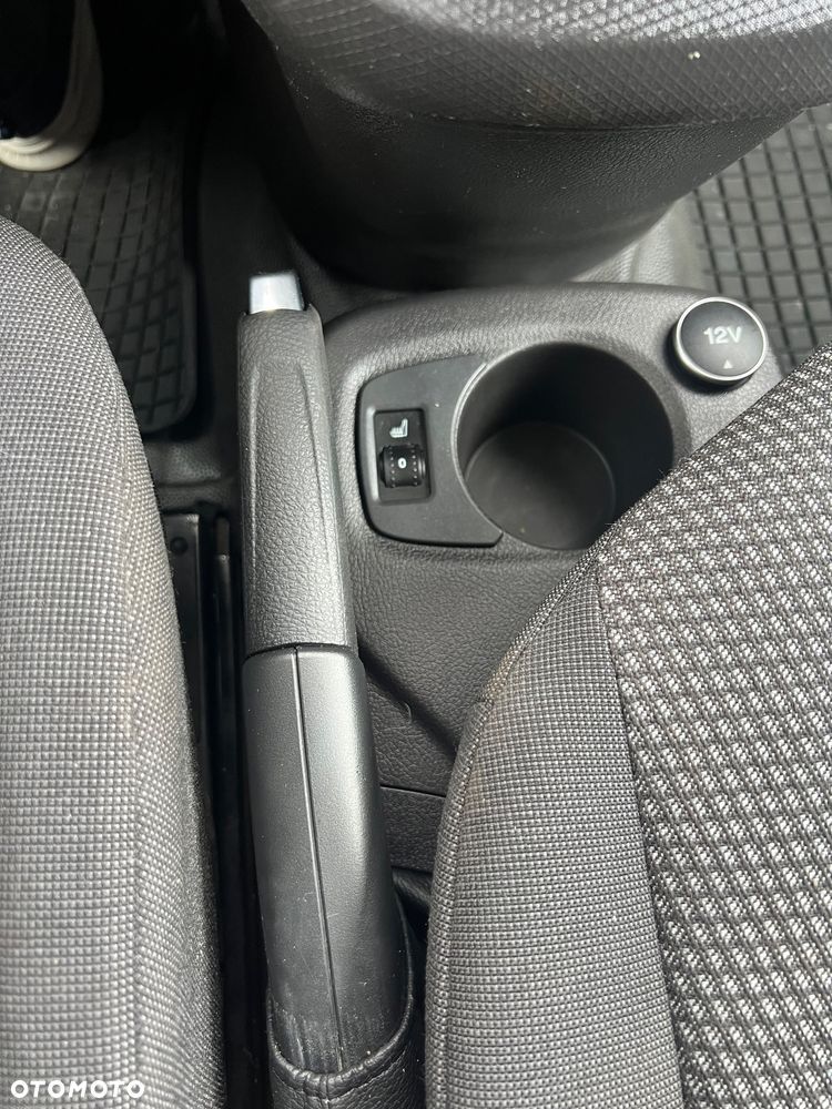 Ford TRANSIT CONNECT - 9