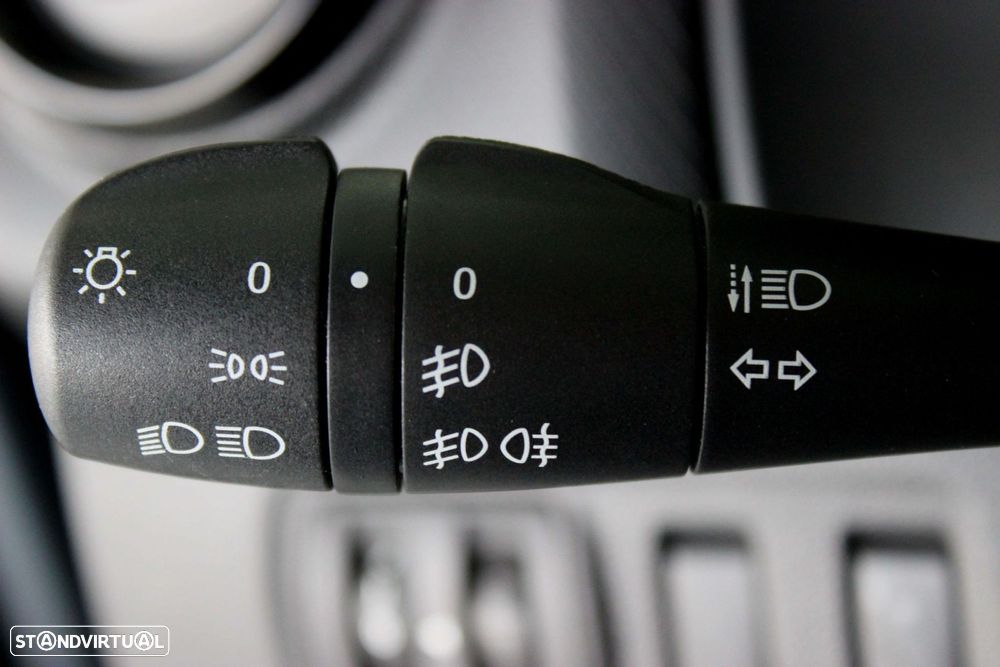 Renault Clio Sport Tourer 0.9 TCe Limited - 17