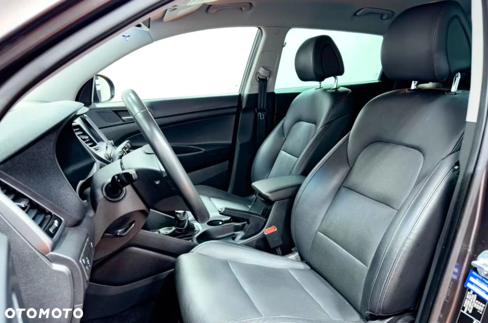 Hyundai Tucson 1.6 GDI BlueDrive Style 2WD - 21