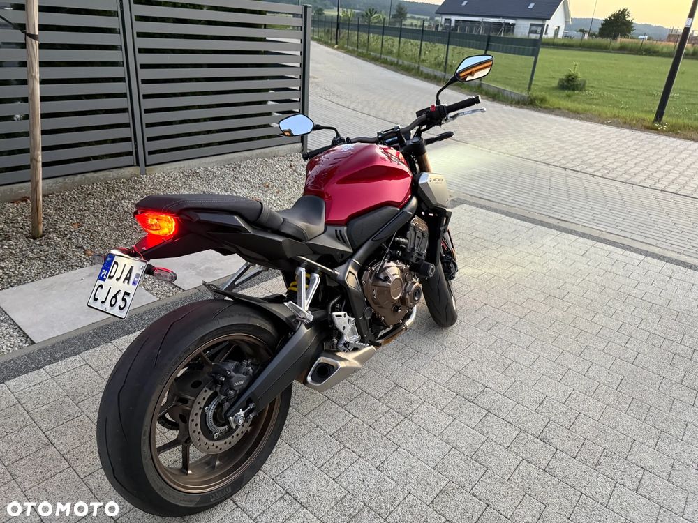 Honda CB - 9