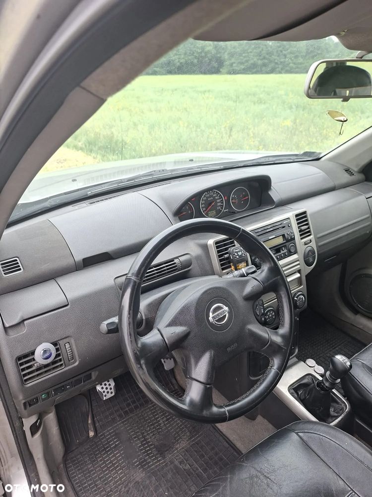 Nissan X-Trail 2.2 dCi Elegance - 6