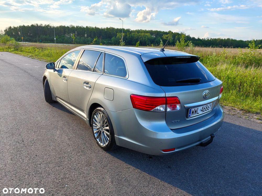 Toyota Avensis 1.8 Multidrive S Sol - 3