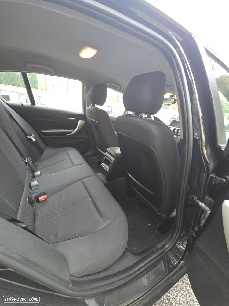 BMW 116 d EDynamics Line Urban - 26