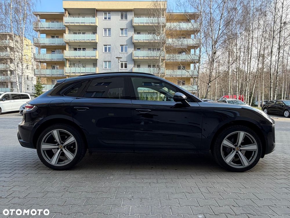 Porsche Macan Standard - 17