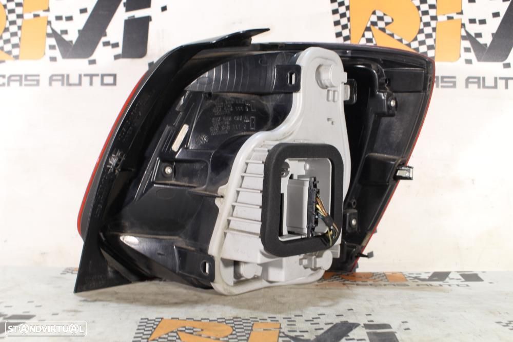 Farolim Esquerdo Volkswagen Polo (6R1, 6C1)  6R0945095j / 6R0945111b / - 5