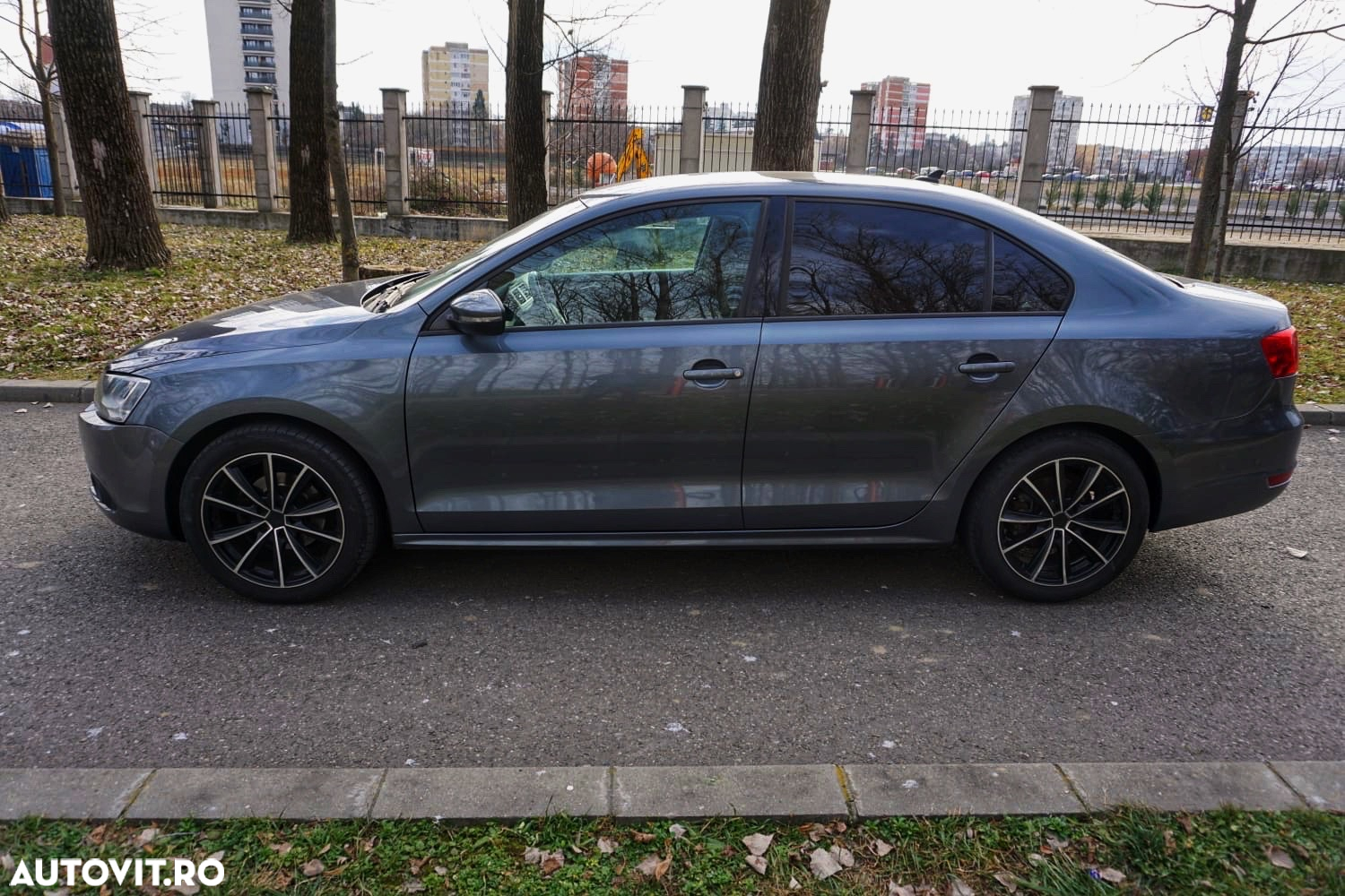 Volkswagen Jetta - 6