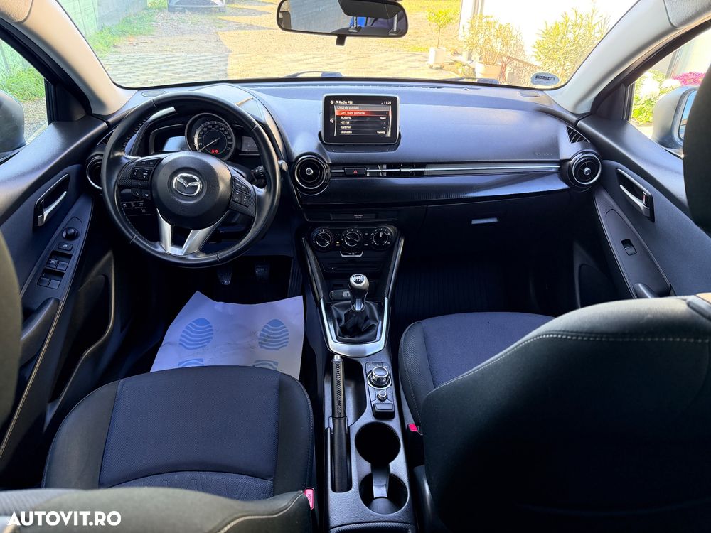 Mazda 2 - 13